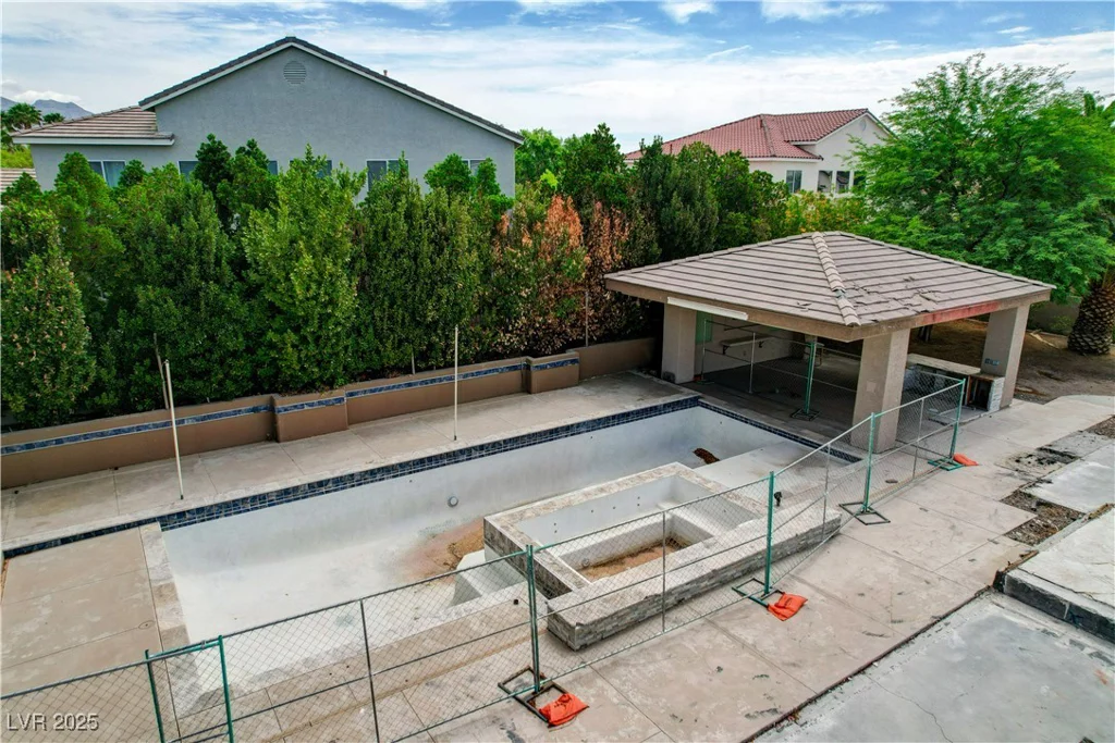 7360 Bachelors Button, Las Vegas, NV 89131