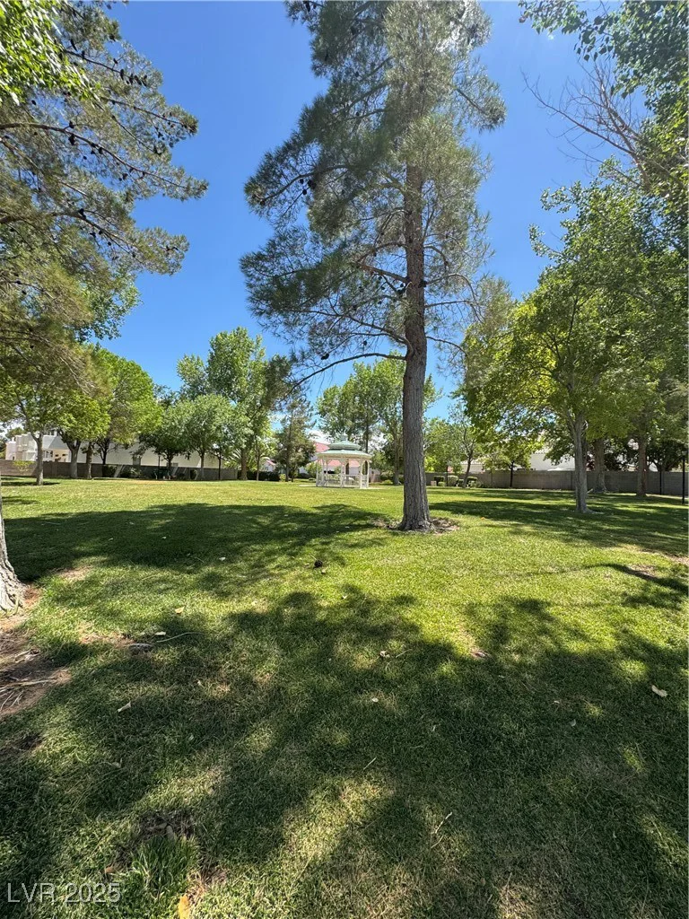 7360 Bachelors Button, Las Vegas, NV 89131