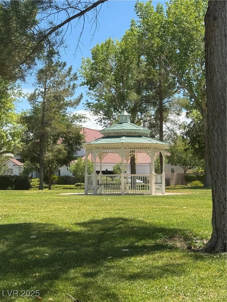 7360 Bachelors Button, Las Vegas, NV 89131