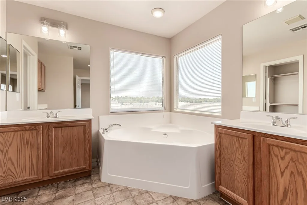 2521 Cattrack, North Las Vegas, NV 89081