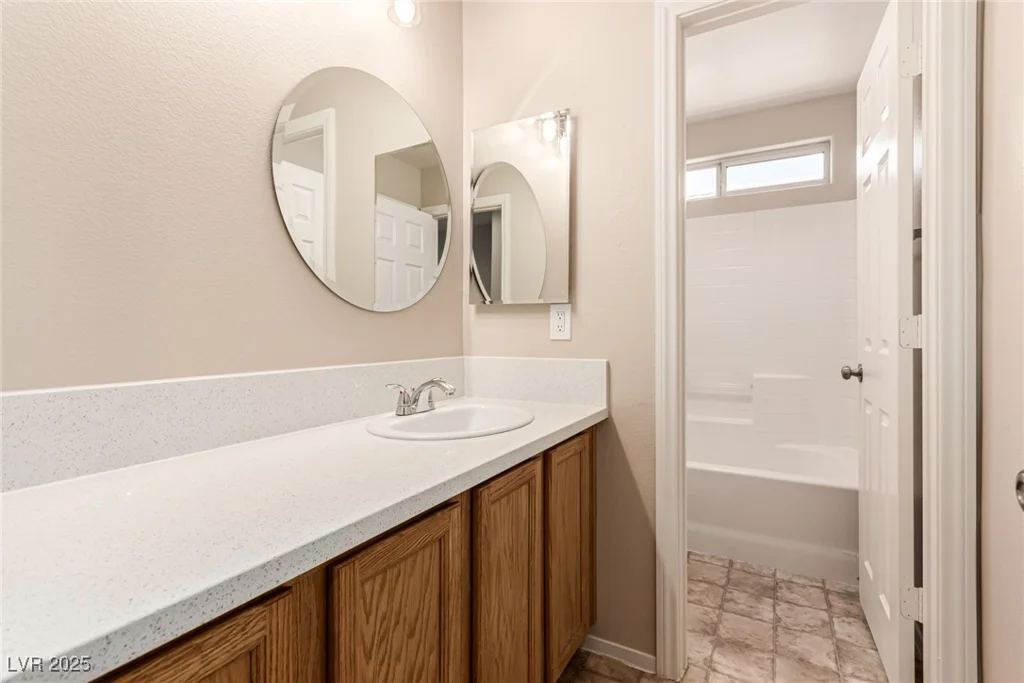 2521 Cattrack, North Las Vegas, NV 89081