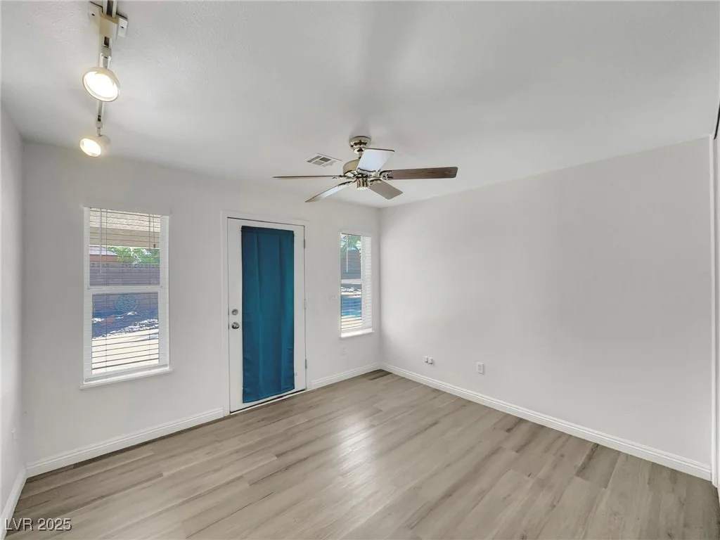 8632 Skyward, Las Vegas, NV 89145