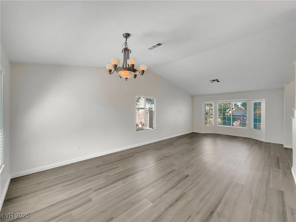 8632 Skyward, Las Vegas, NV 89145
