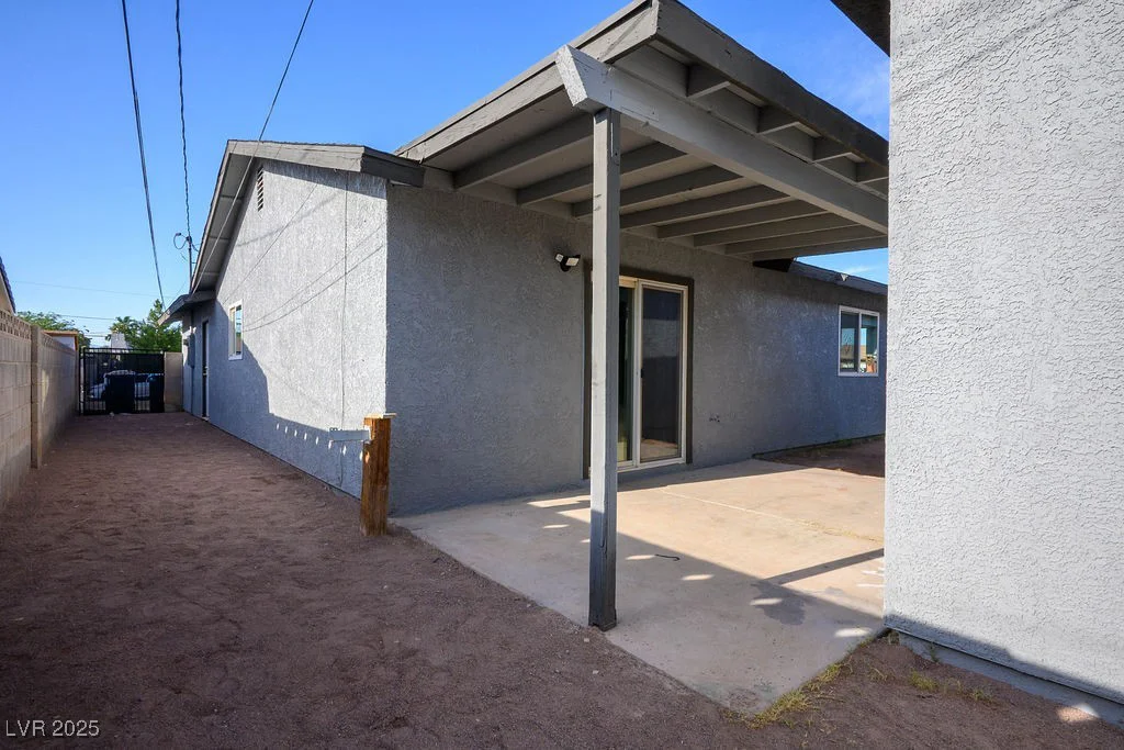 4797 Imperial, Las Vegas, NV 89104