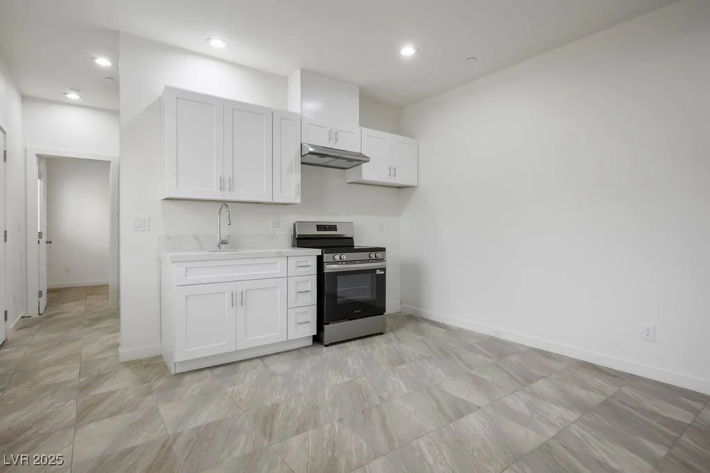 4797 Imperial, Las Vegas, NV 89104