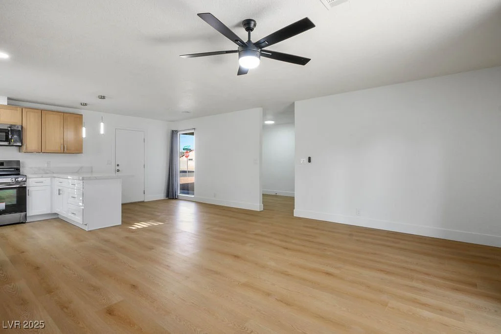 4797 Imperial, Las Vegas, NV 89104
