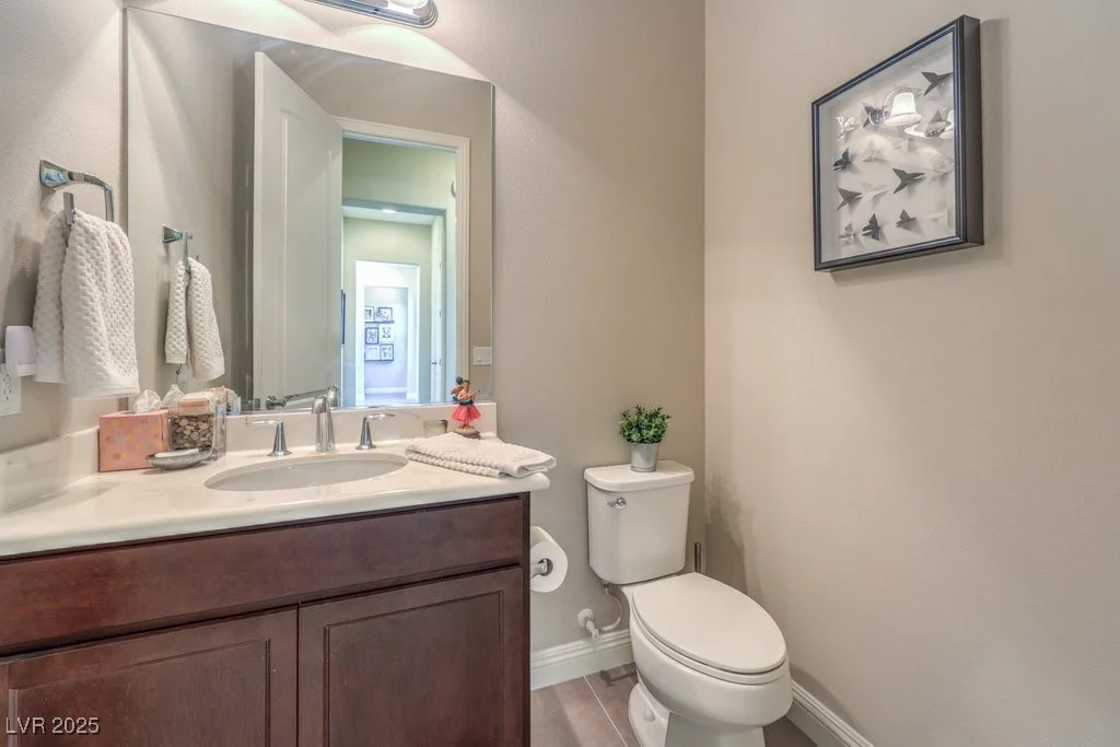 7111 Bath, Las Vegas, NV 89131