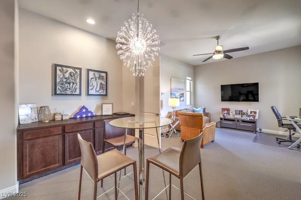7111 Bath, Las Vegas, NV 89131