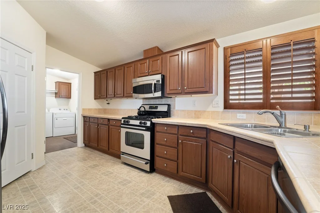 3580 Katmai, Las Vegas, NV 89122