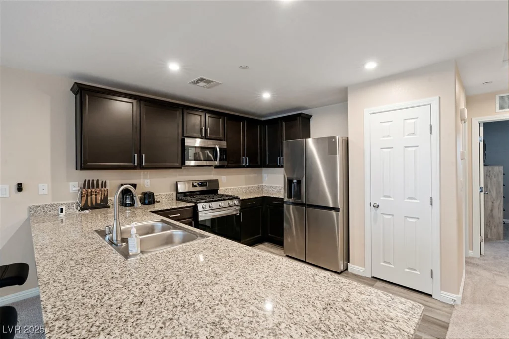 4559 Dover Straight, Las Vegas, NV 89115