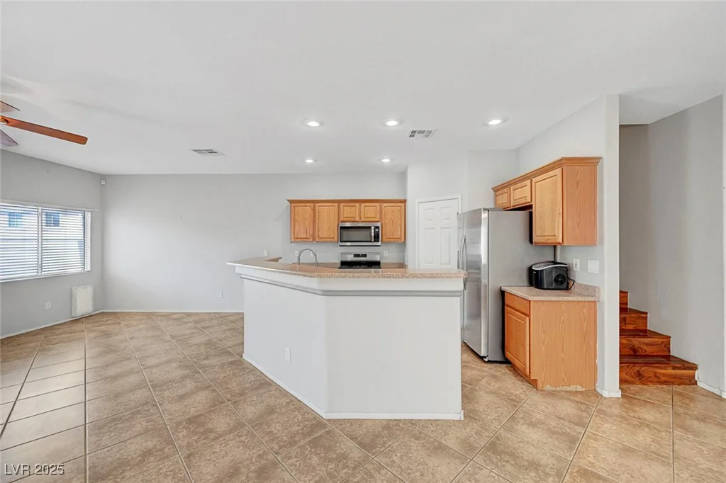 1574 Ward Frontier, Henderson, NV 89002