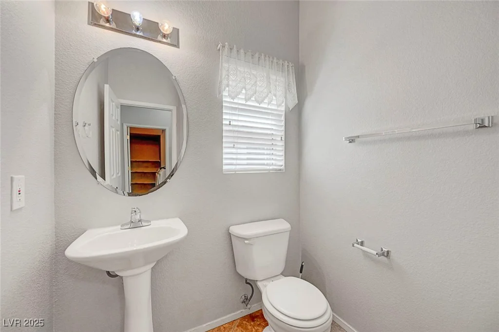 1574 Ward Frontier, Henderson, NV 89002