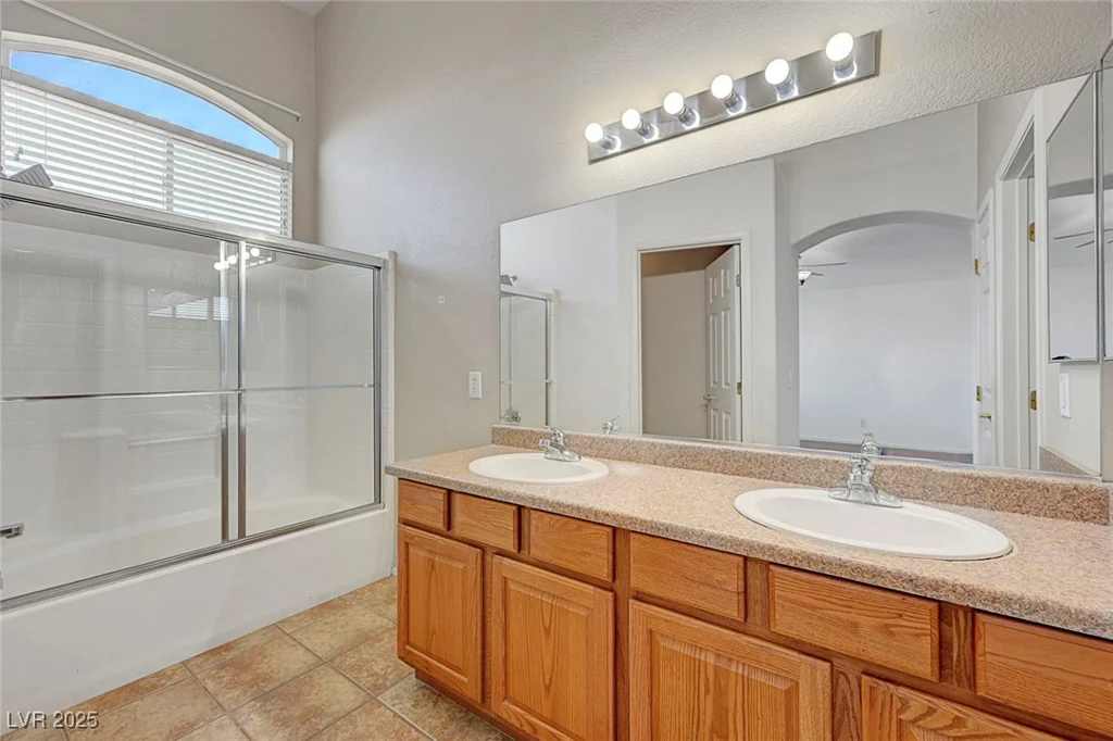 1574 Ward Frontier, Henderson, NV 89002