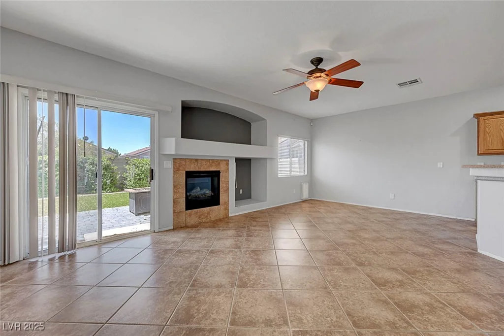 1574 Ward Frontier, Henderson, NV 89002