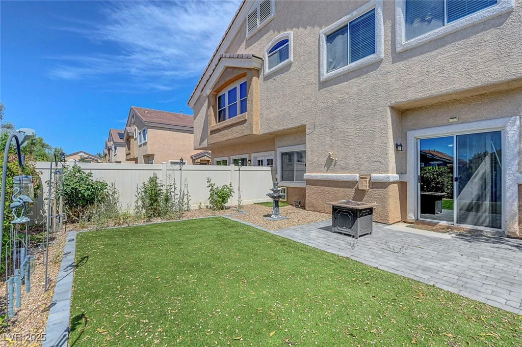 1574 Ward Frontier, Henderson, NV 89002