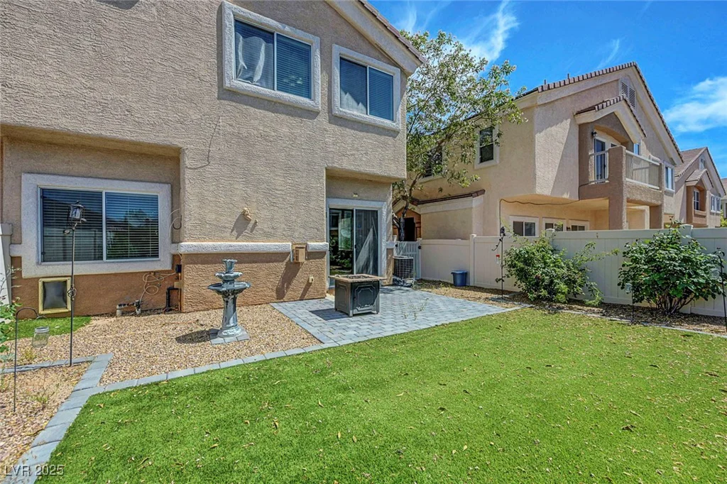1574 Ward Frontier, Henderson, NV 89002