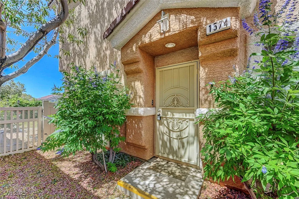 1574 Ward Frontier, Henderson, NV 89002