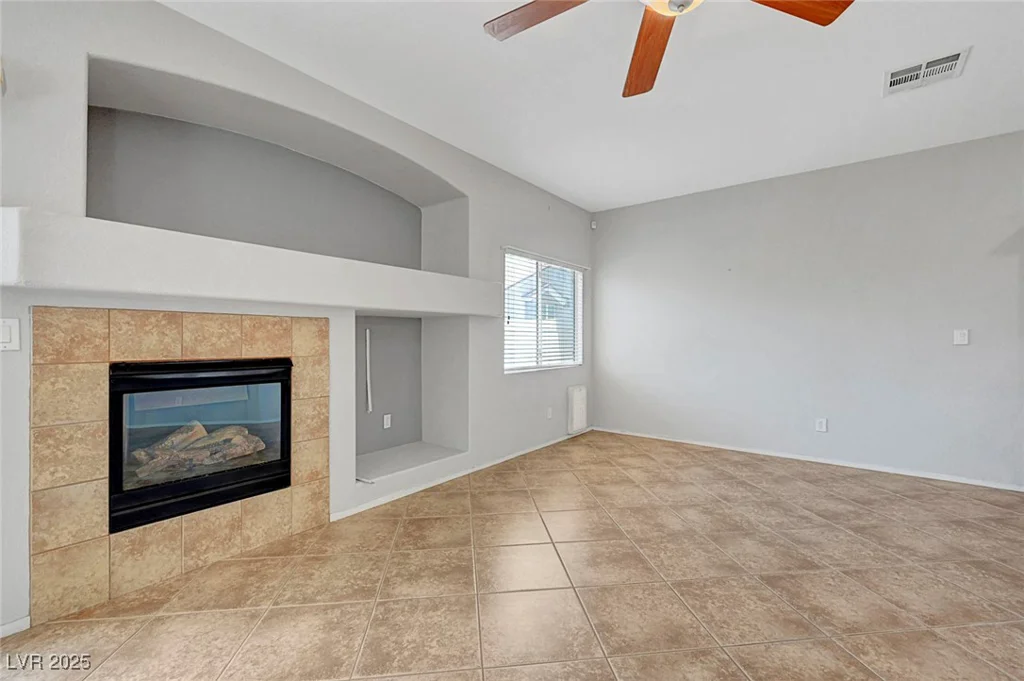 1574 Ward Frontier, Henderson, NV 89002