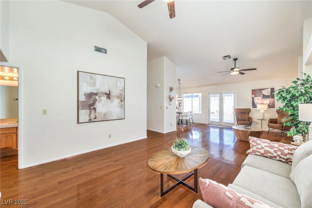 8428 Apple Hill, Las Vegas, NV 89128