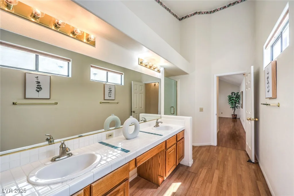 8428 Apple Hill, Las Vegas, NV 89128