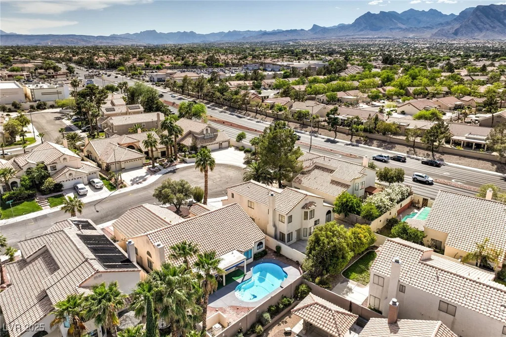 8428 Apple Hill, Las Vegas, NV 89128