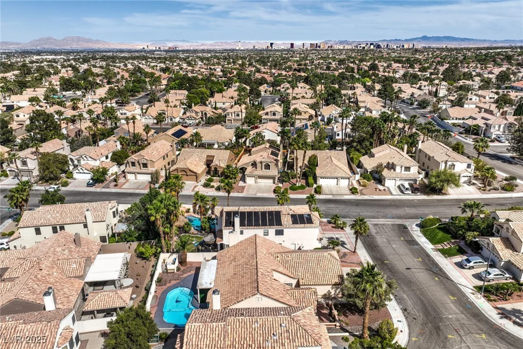 8428 Apple Hill, Las Vegas, NV 89128