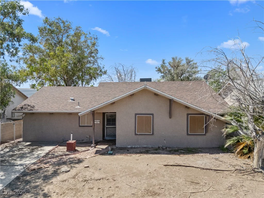 5101 Churchill, Las Vegas, NV 89107