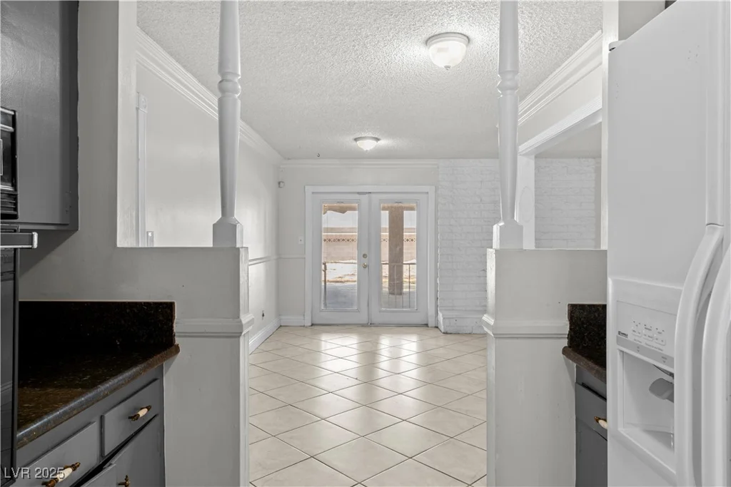 5101 Churchill, Las Vegas, NV 89107