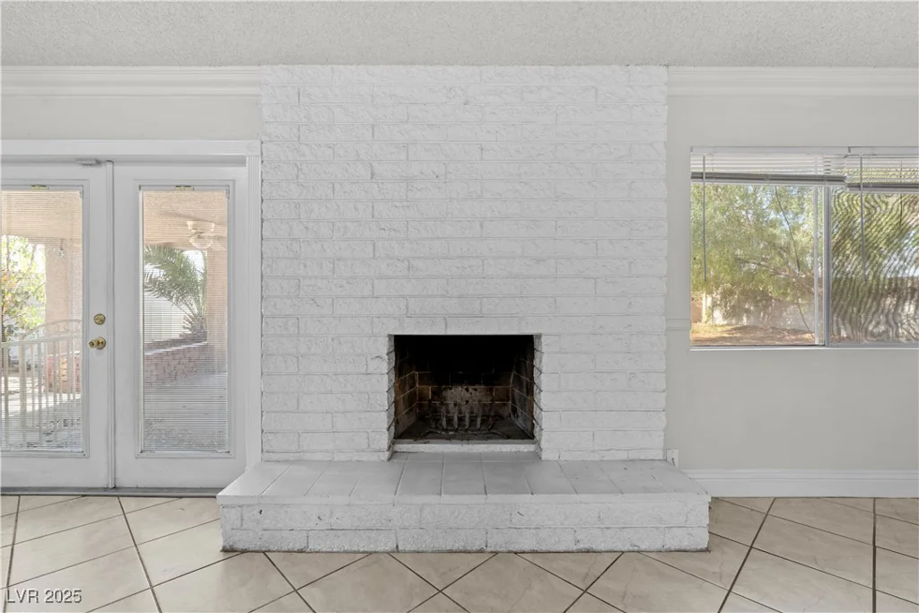5101 Churchill, Las Vegas, NV 89107