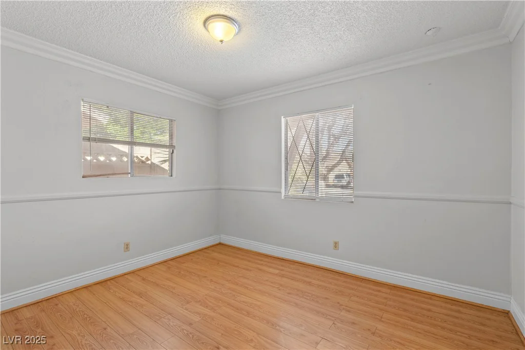 5101 Churchill, Las Vegas, NV 89107