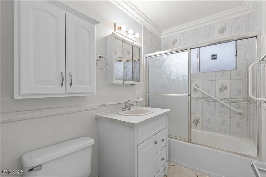 5101 Churchill, Las Vegas, NV 89107