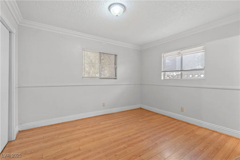 5101 Churchill, Las Vegas, NV 89107