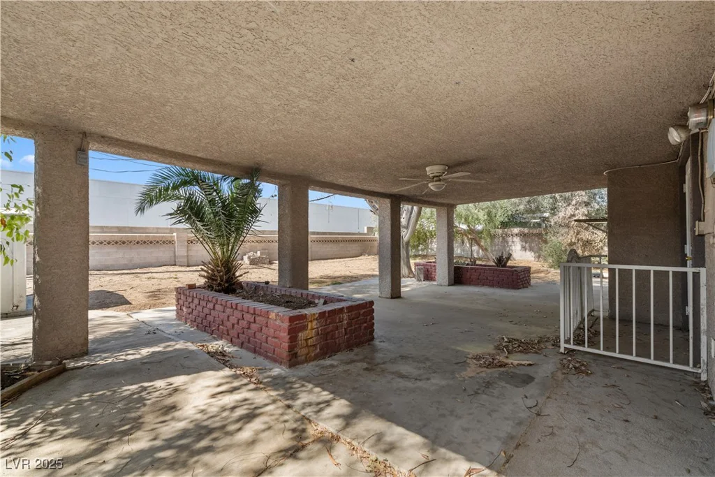 5101 Churchill, Las Vegas, NV 89107