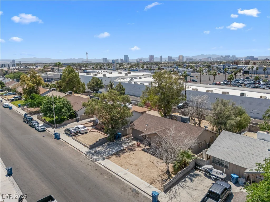 5101 Churchill, Las Vegas, NV 89107