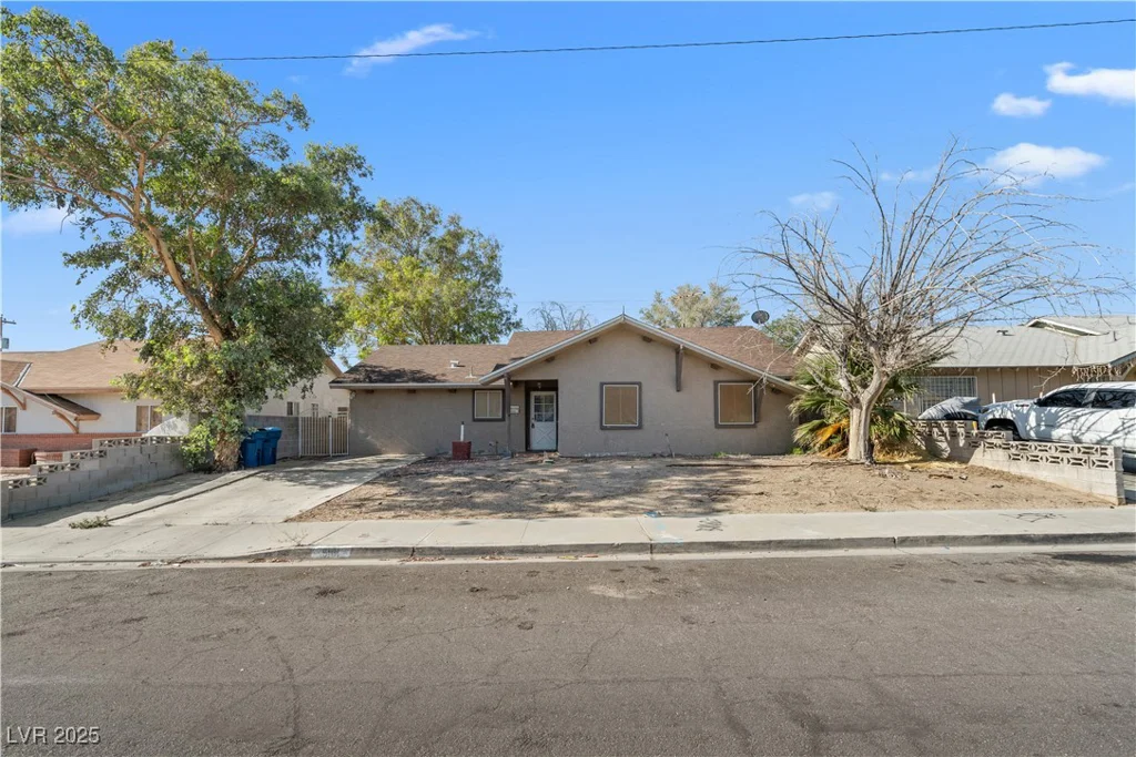 5101 Churchill, Las Vegas, NV 89107