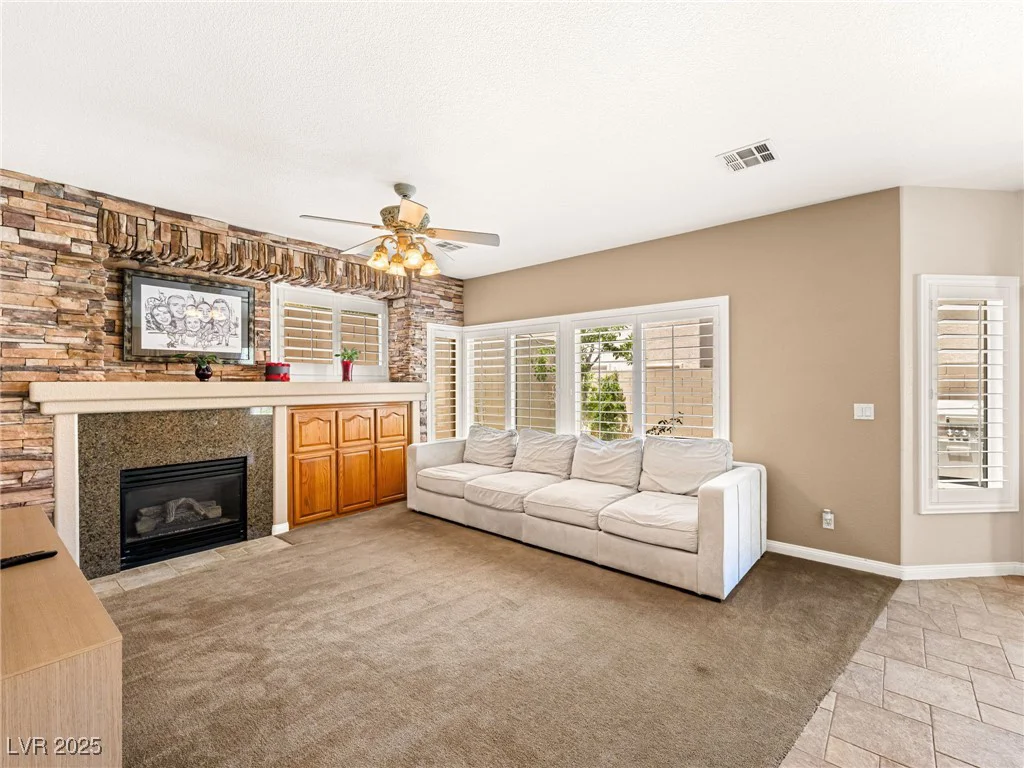 10612 Gum Tree, Las Vegas, NV 89144
