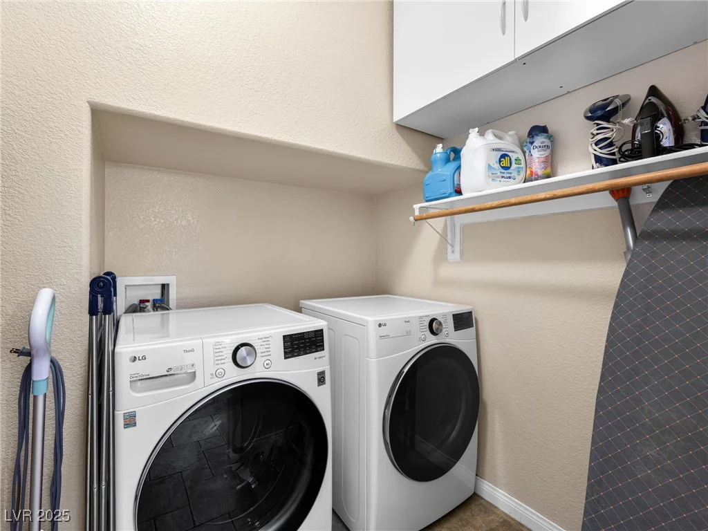 10612 Gum Tree, Las Vegas, NV 89144