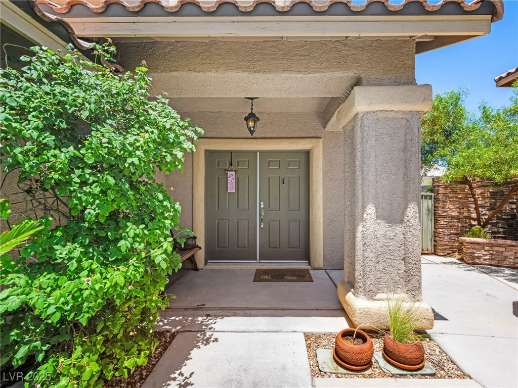 10612 Gum Tree, Las Vegas, NV 89144