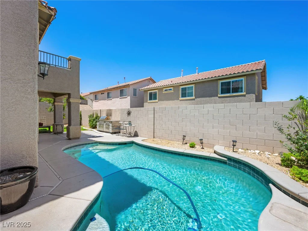 10612 Gum Tree, Las Vegas, NV 89144
