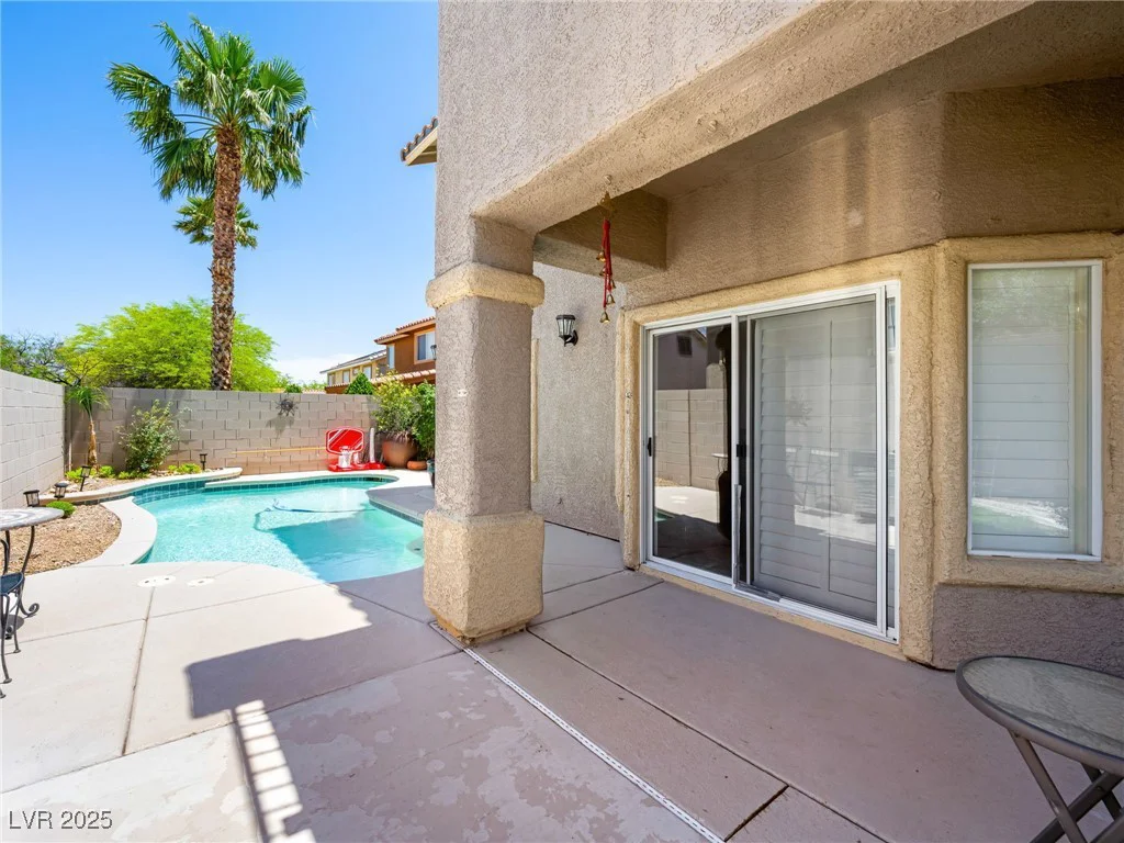 10612 Gum Tree, Las Vegas, NV 89144