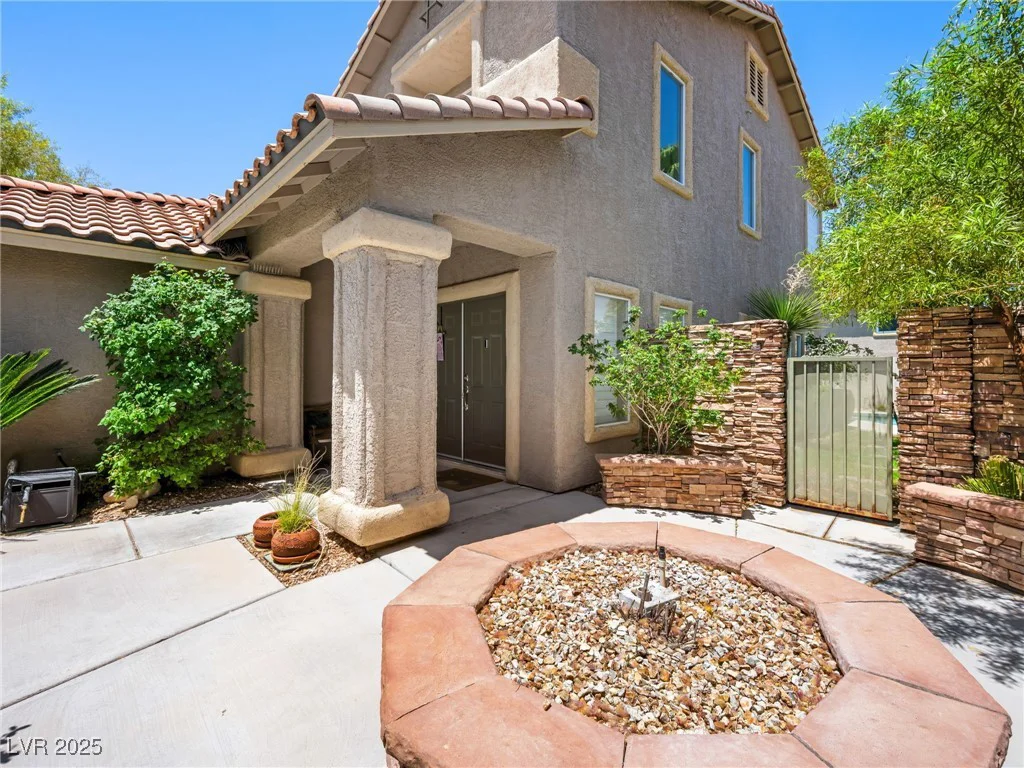 10612 Gum Tree, Las Vegas, NV 89144