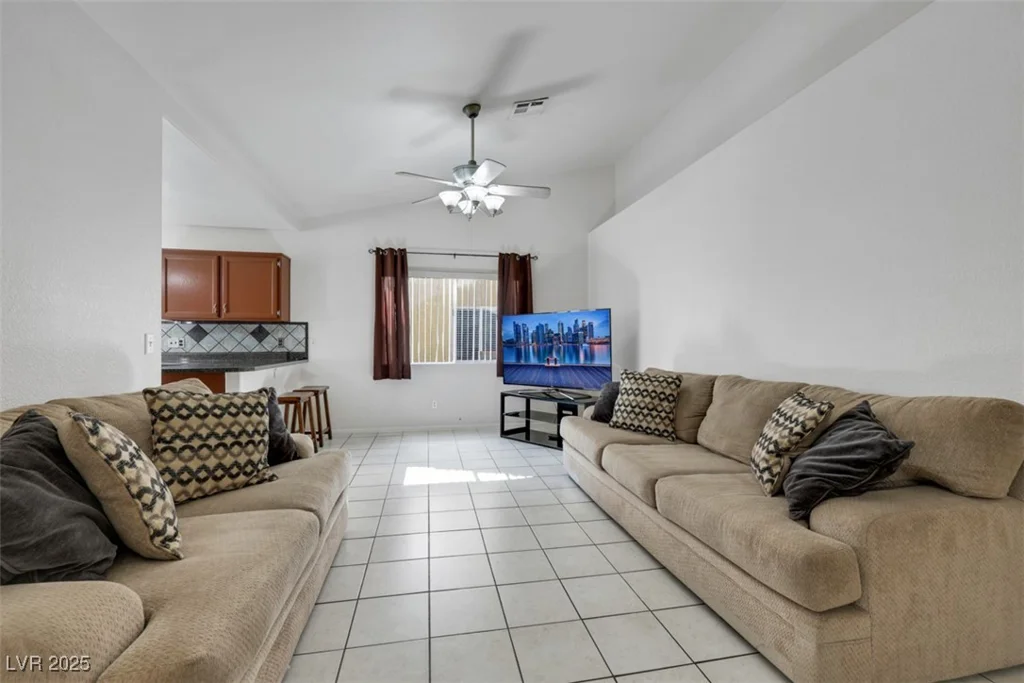 341 Waterwheel Falls, Henderson, NV 89015