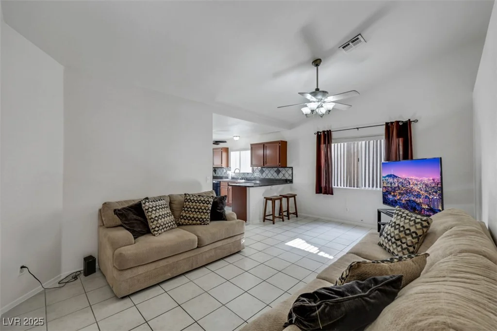 341 Waterwheel Falls, Henderson, NV 89015
