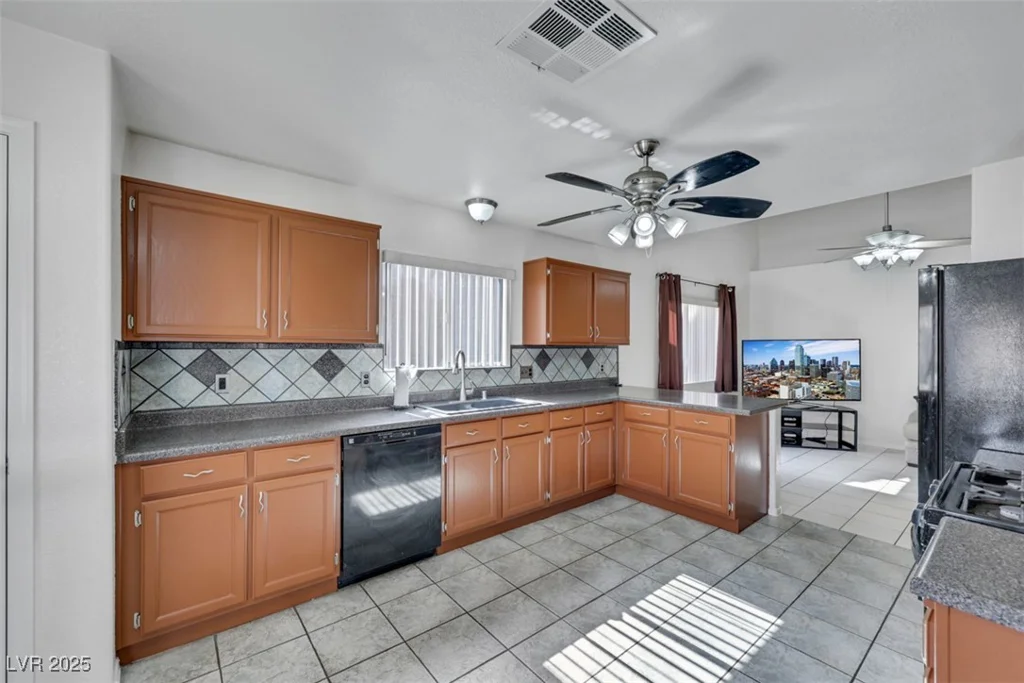 341 Waterwheel Falls, Henderson, NV 89015