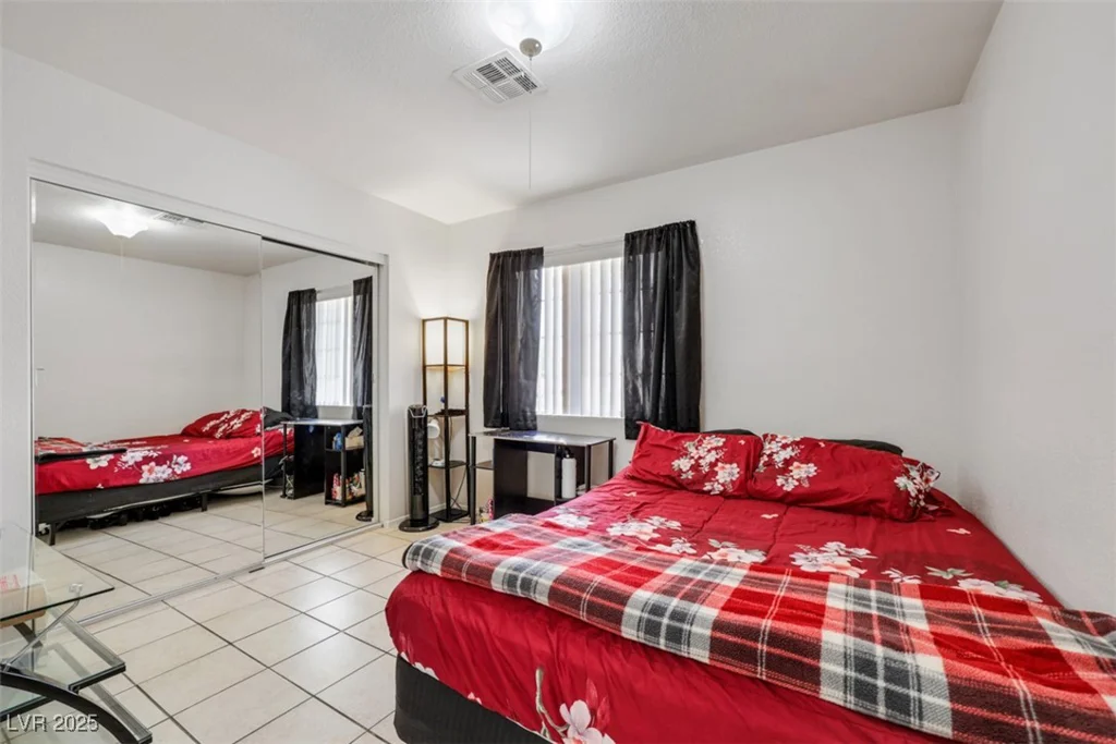 341 Waterwheel Falls, Henderson, NV 89015