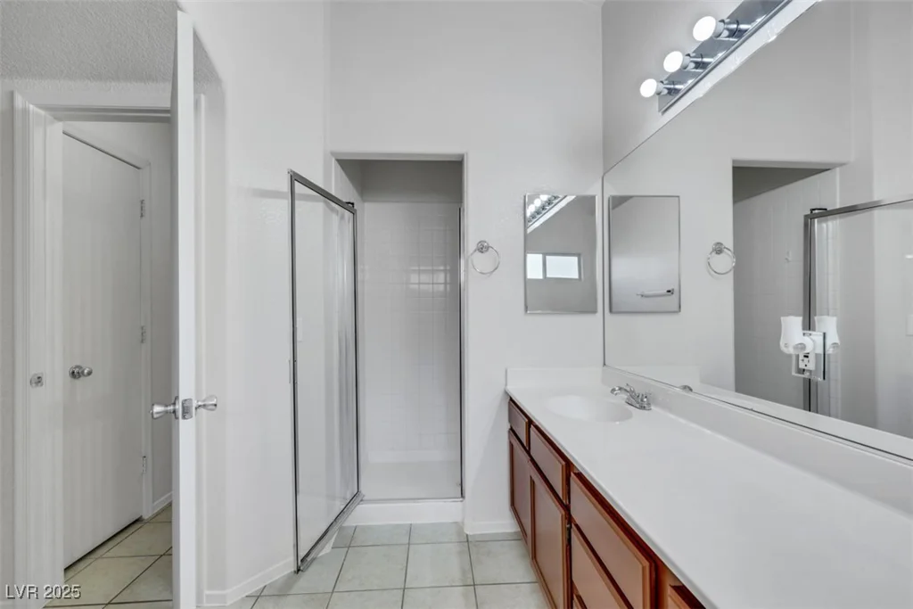 341 Waterwheel Falls, Henderson, NV 89015