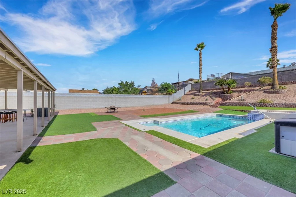 341 Waterwheel Falls, Henderson, NV 89015