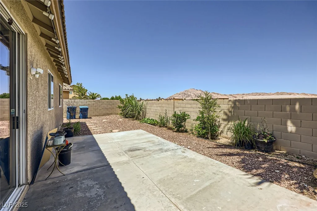 3642 Winter Whitetail, Las Vegas, NV 89122