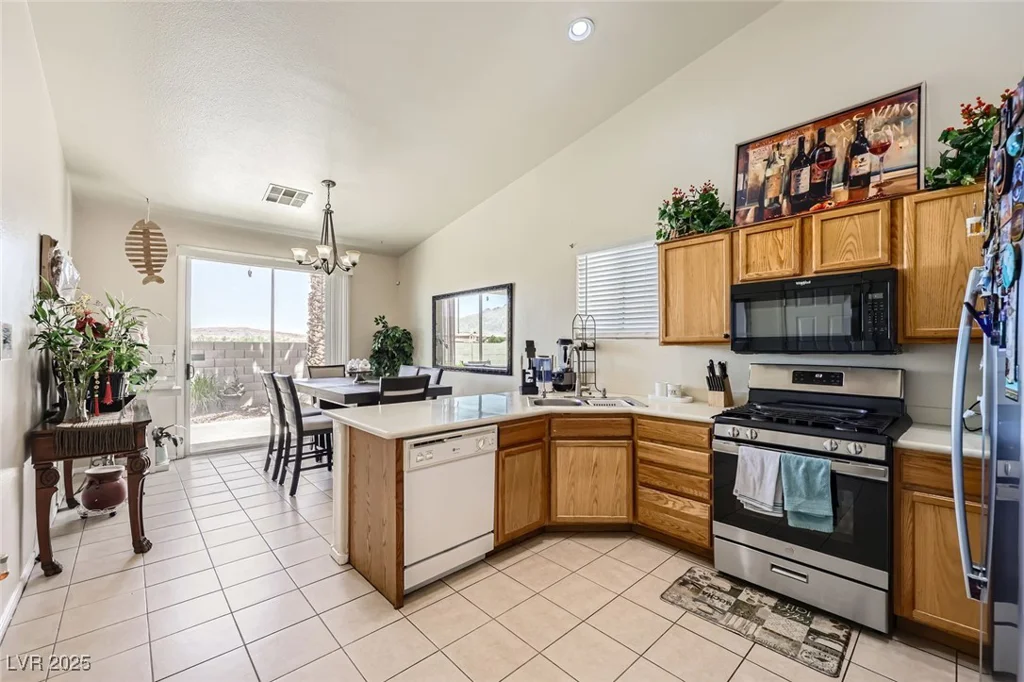 3642 Winter Whitetail, Las Vegas, NV 89122