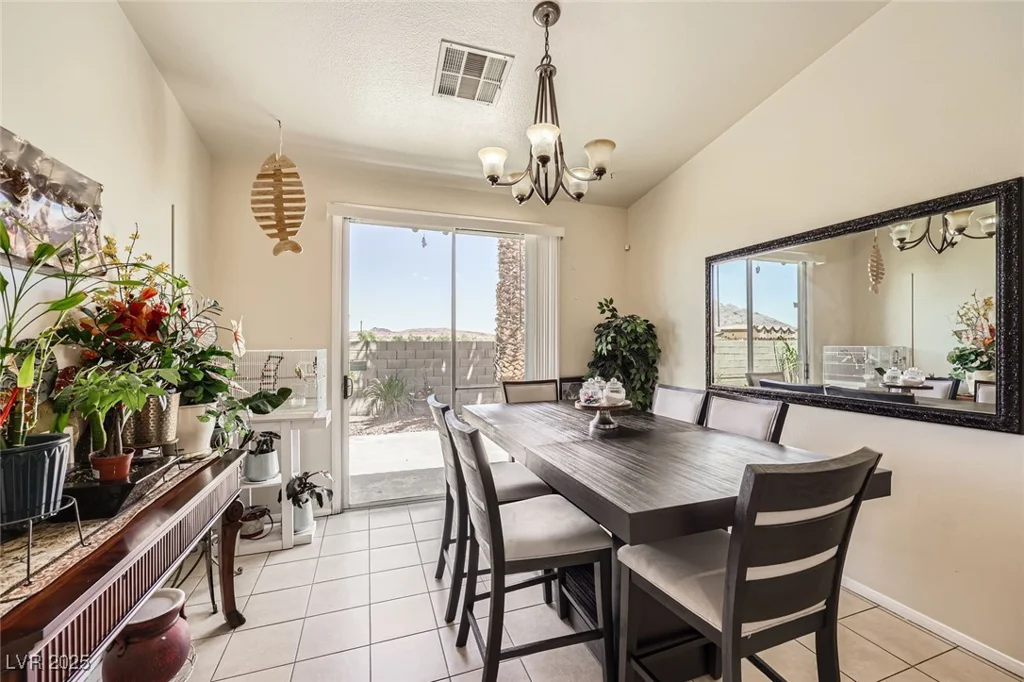 3642 Winter Whitetail, Las Vegas, NV 89122